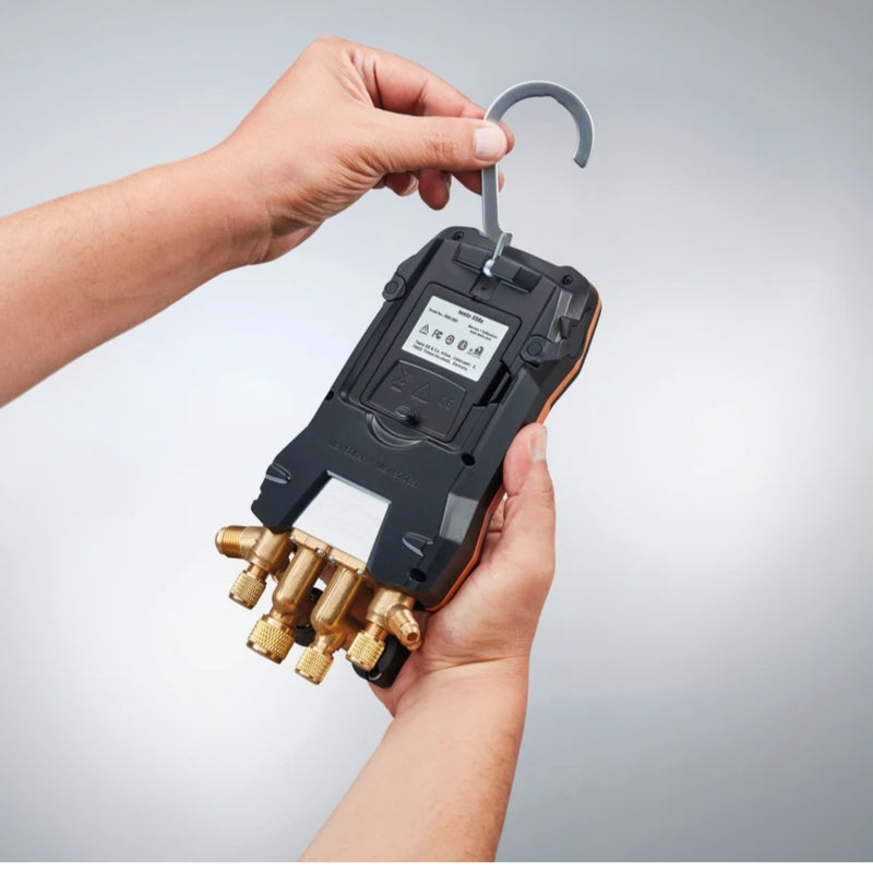 testo 558s - Digital manifold with 4-way valve block - Manifold Only - In hand back