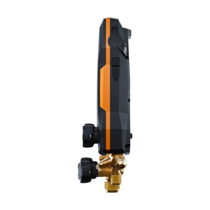 testo 558s Smart Vacuum Kit with filling hoses - Smart digital manifold with wireless temperature and vacuum probes and 4-hose charging set - Side View