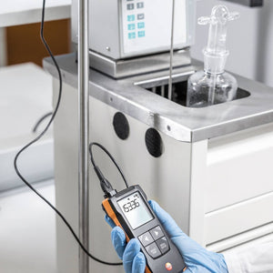 testo 110 NTC and PT100 temperature measuring instrument