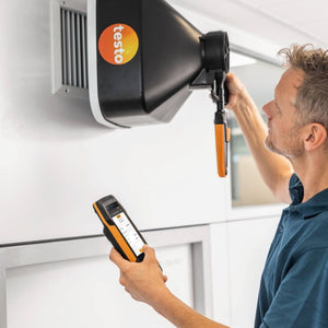 testo 400 air flow kit with 16mm vane probe in use
